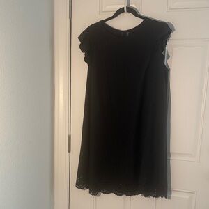 SHEIN Black Ruffle Sleeve Shift Dress